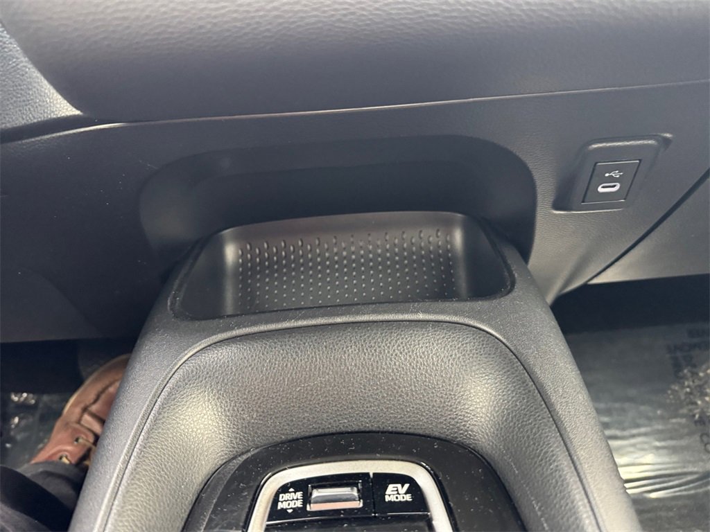 Used 2024 Toyota Corolla SE image 24