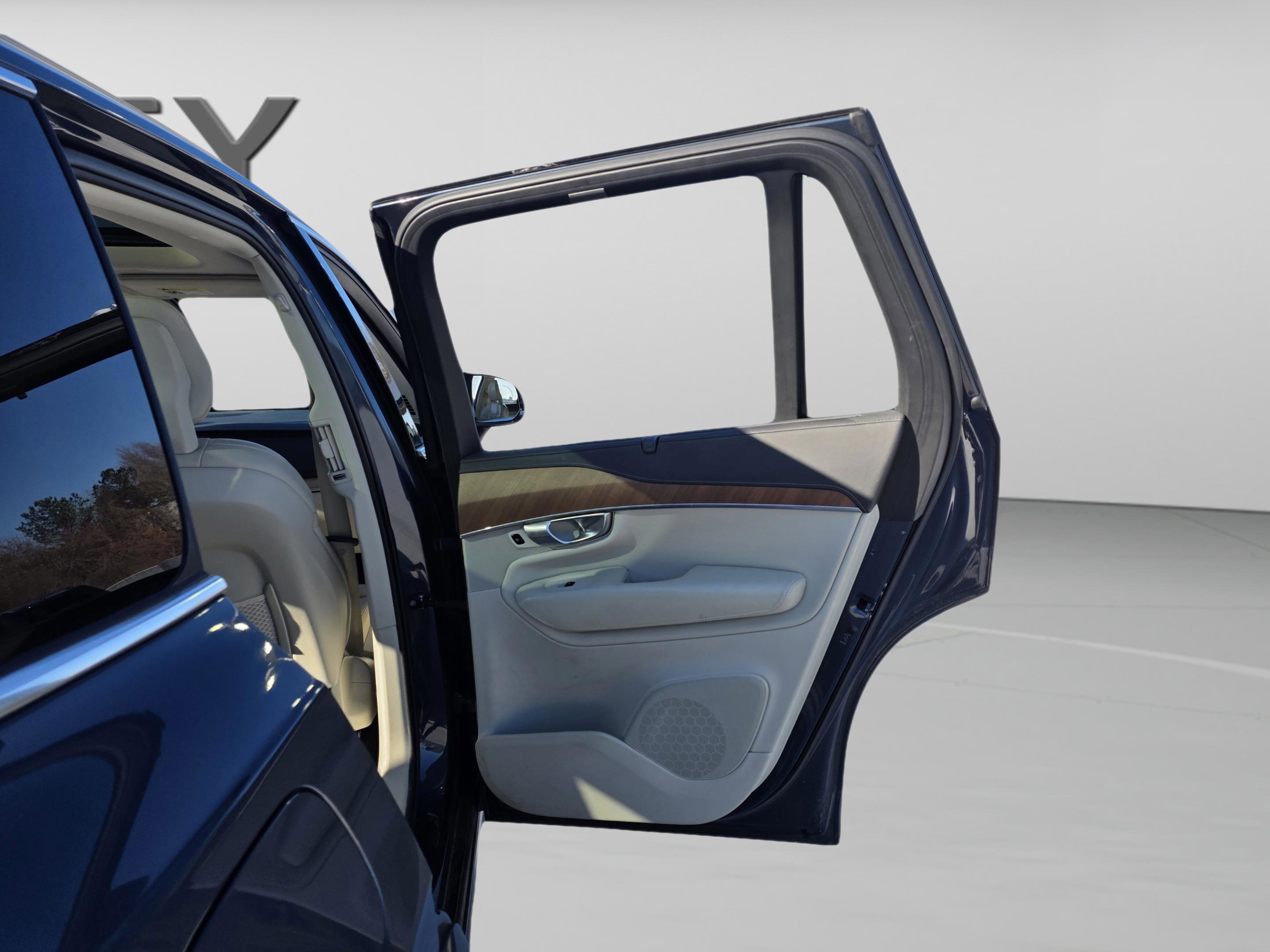 Used 2020 Volvo XC90 T6 Inscription image 22