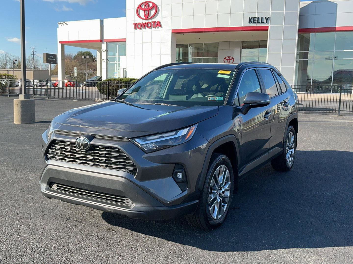 Certified 2023 Toyota RAV4 XLE Premium AWD/4WD image 1