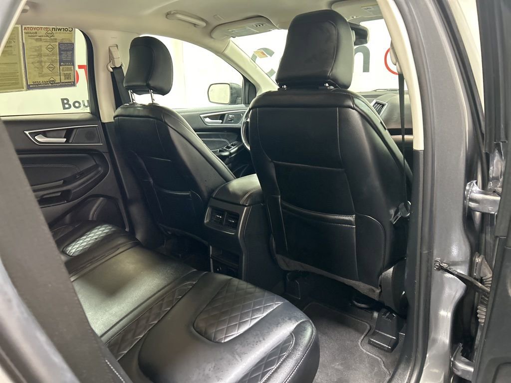 Used 2024 Ford Edge Titanium image 13