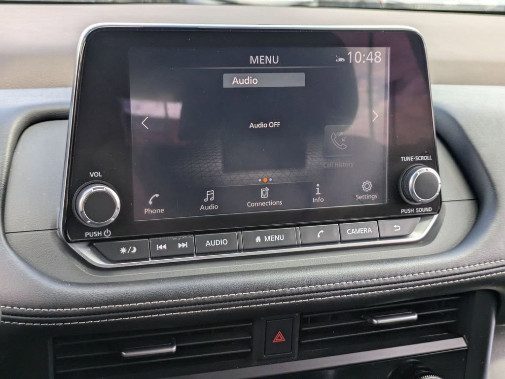 Used 2023 Nissan Rogue SV image 18