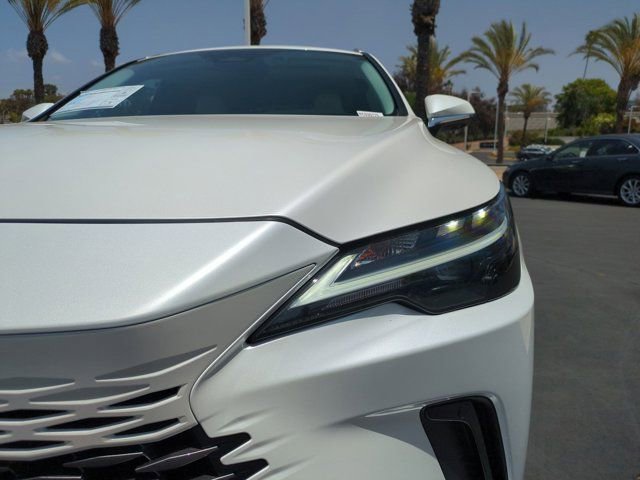 Used 2024 Lexus RX 350 Premium w/ Convenience Package FWD image 10