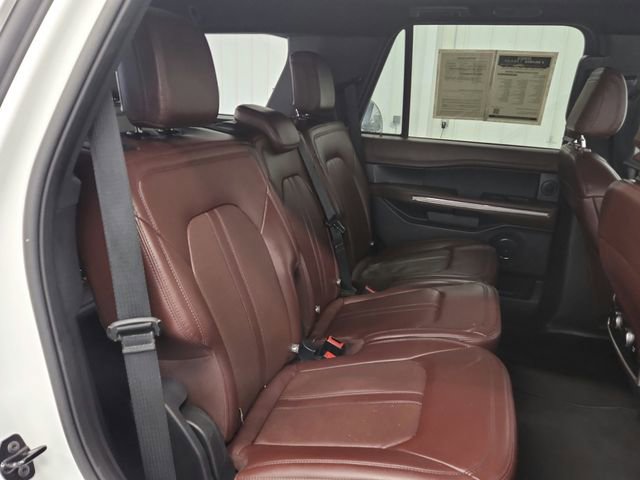Used 2024 Ford Expedition Limited image 32