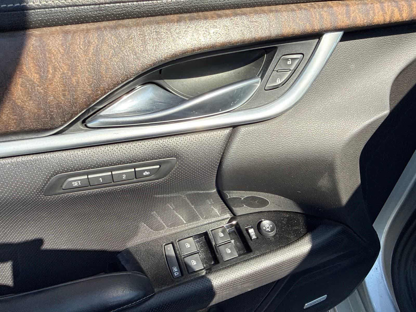 Used 2018 Cadillac XTS Luxury FWD image 18