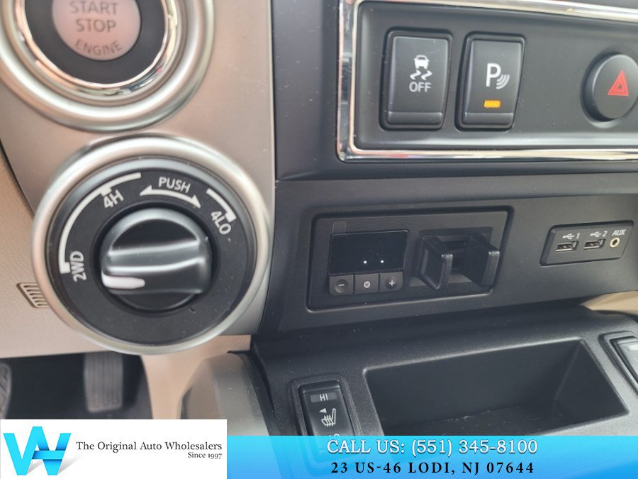Used 2019 Nissan Titan SL AWD/4WD image 23