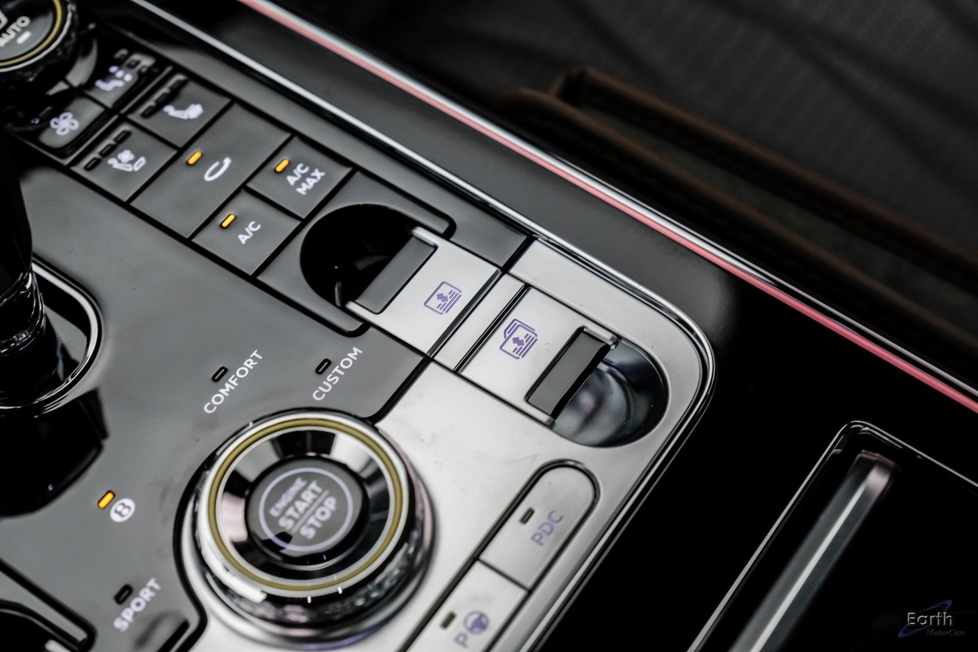 Used 2022 Bentley Flying Spur V8 AWD/4WD image 58