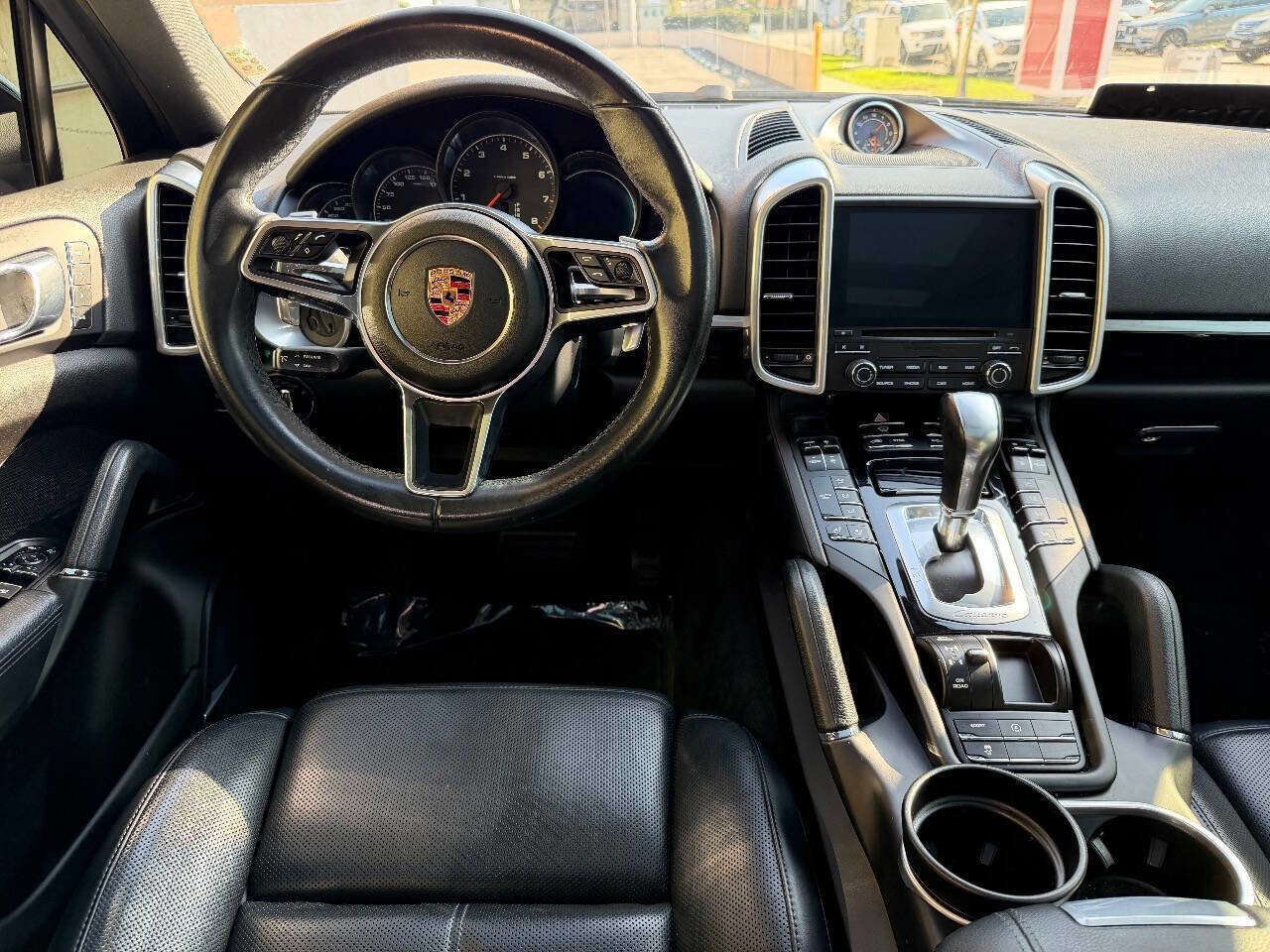 Used 2018 Porsche Cayenne Platinum Edition image 10