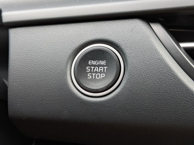 New 2026 Kia Seltos SX AWD/4WD image 33