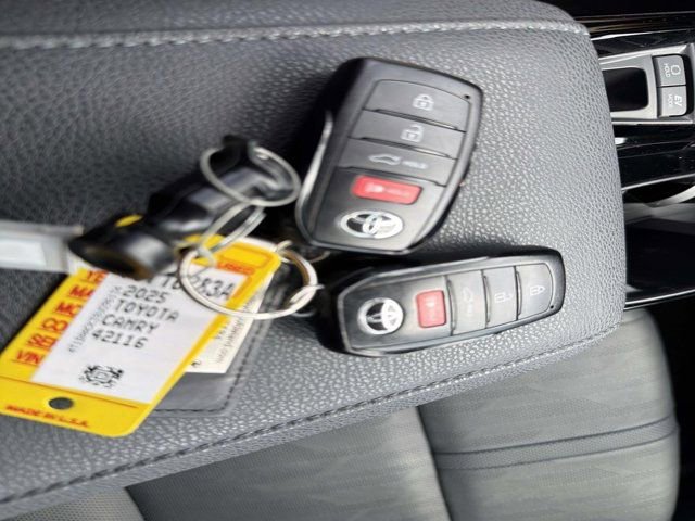 Certified 2025 Toyota Camry XSE image 31