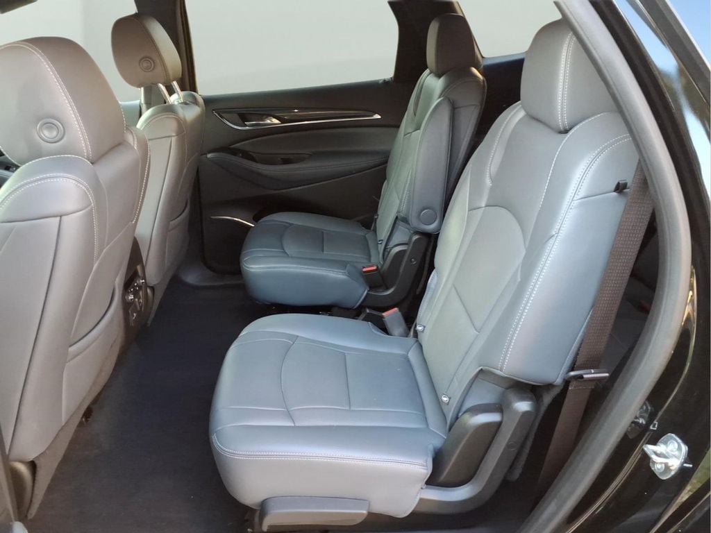Used 2024 Buick Enclave Premium FWD image 31