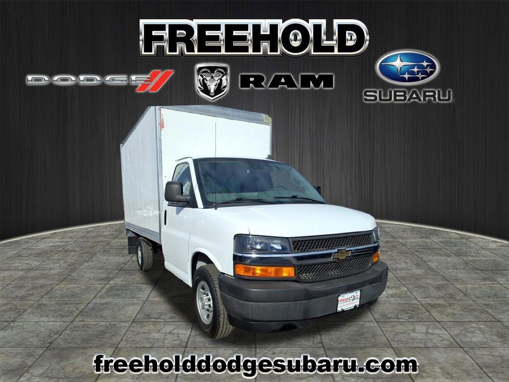 Used 2021 Chevrolet Express 3500 image 1