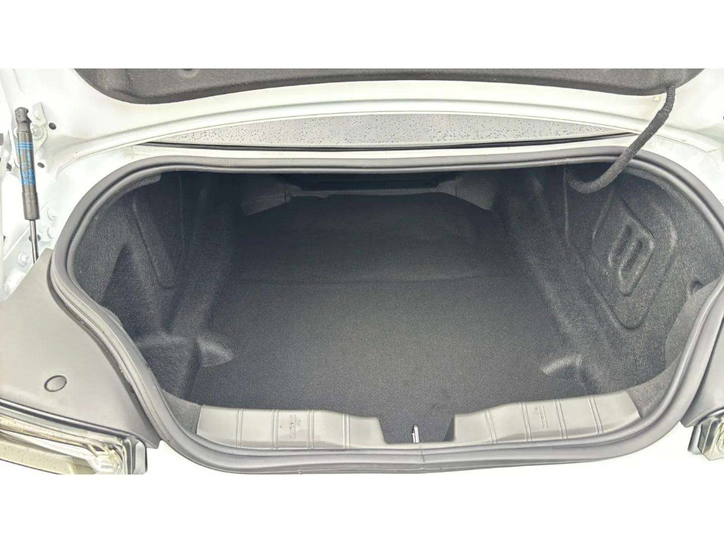 Used 2024 Chevrolet Camaro ZL1 RWD image 9