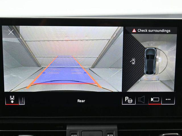 Used 2023 Audi SQ5 Prestige w/ Prestige Package image 22