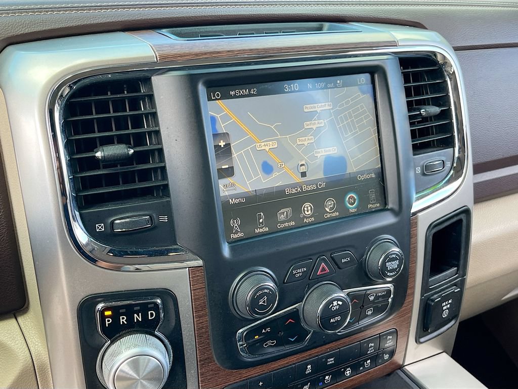 Used 2016 RAM 1500 Laramie w/ Convenience Group AWD/4WD image 13