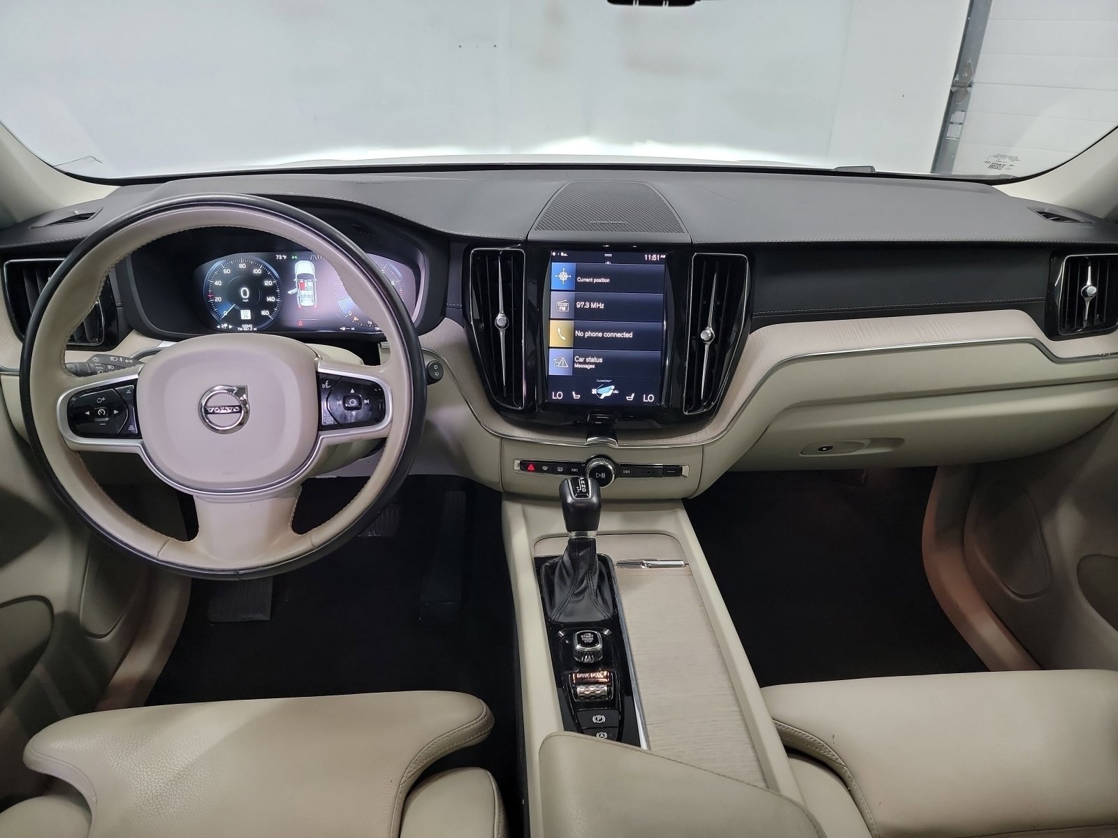 Used 2020 Volvo XC60 T6 Inscription image 14