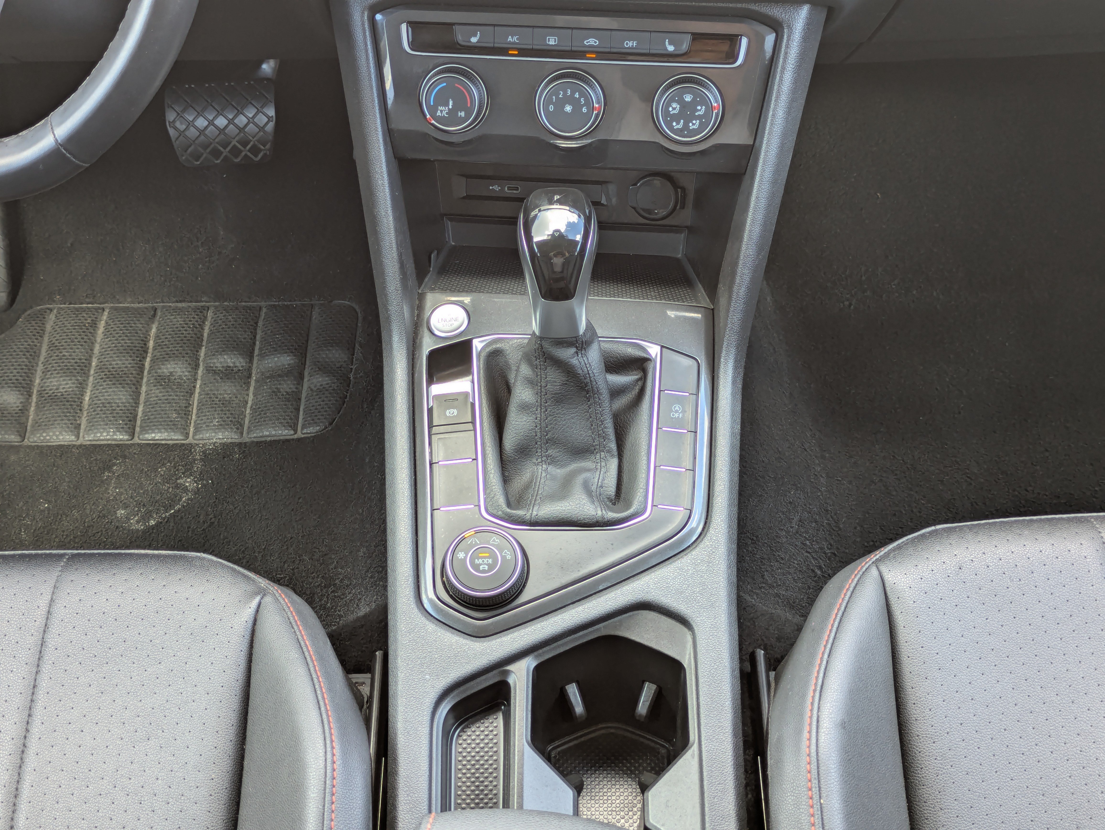 Used 2024 Volkswagen Tiguan Wolfsburg Edition AWD/4WD image 19