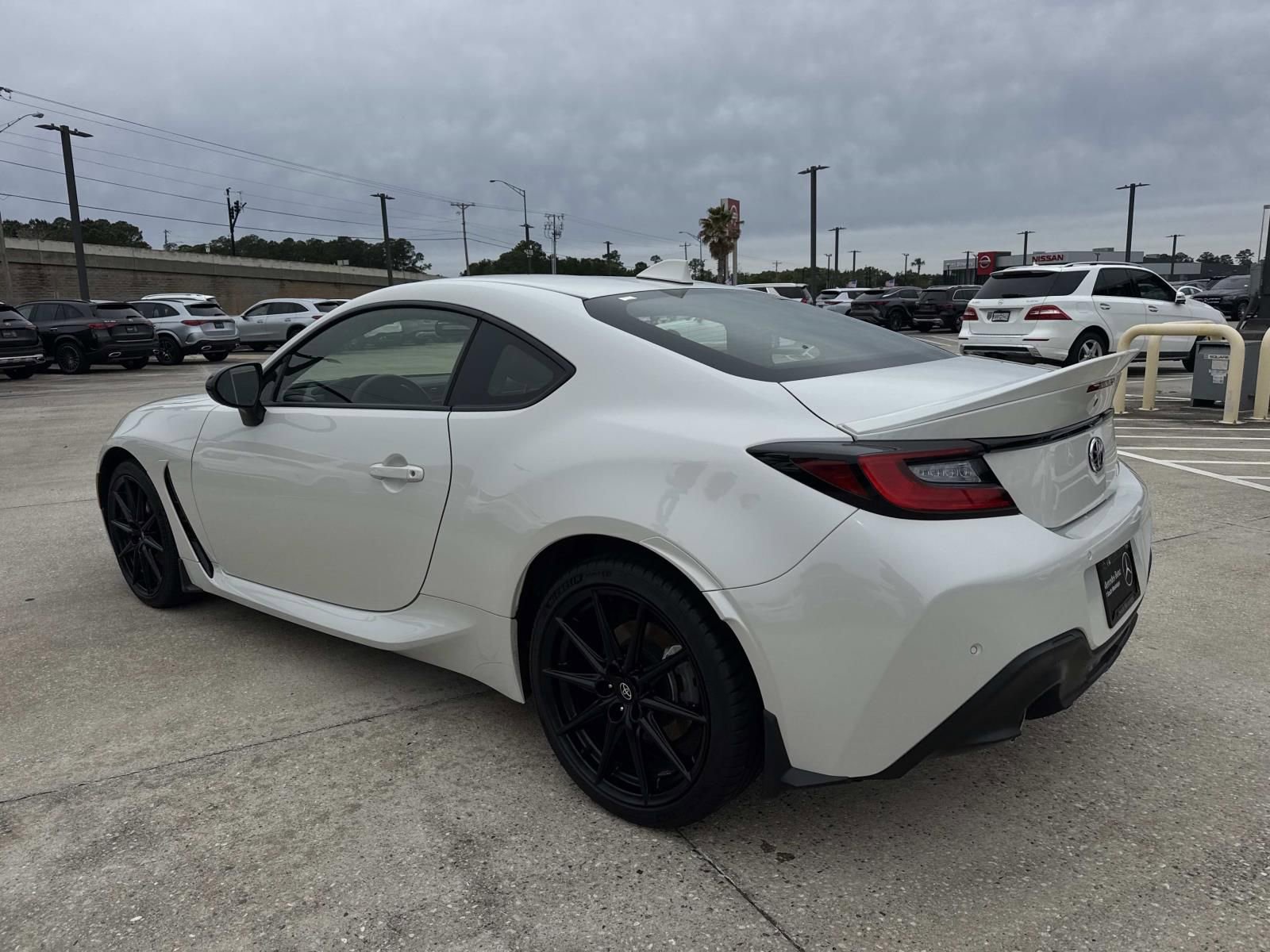Used 2025 Toyota GR86 Premium image 7