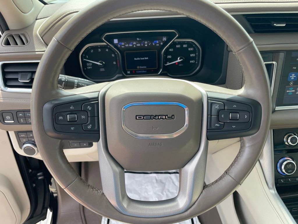 Used 2021 GMC Yukon Denali w/ Denali Premium Package AWD/4WD image 13