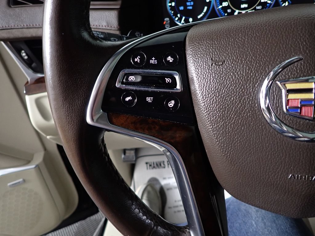 Used 2015 Cadillac Escalade Luxury AWD/4WD image 30