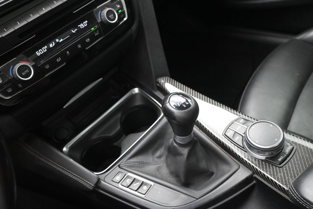 Used 2018 BMW M4 Coupe RWD image 19