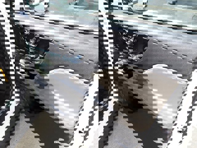 New 2025 Lincoln Corsair Reserve w/ Jet Appearance Package image 13