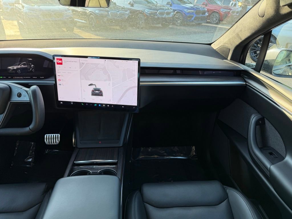 Used 2022 Tesla Model X image 30