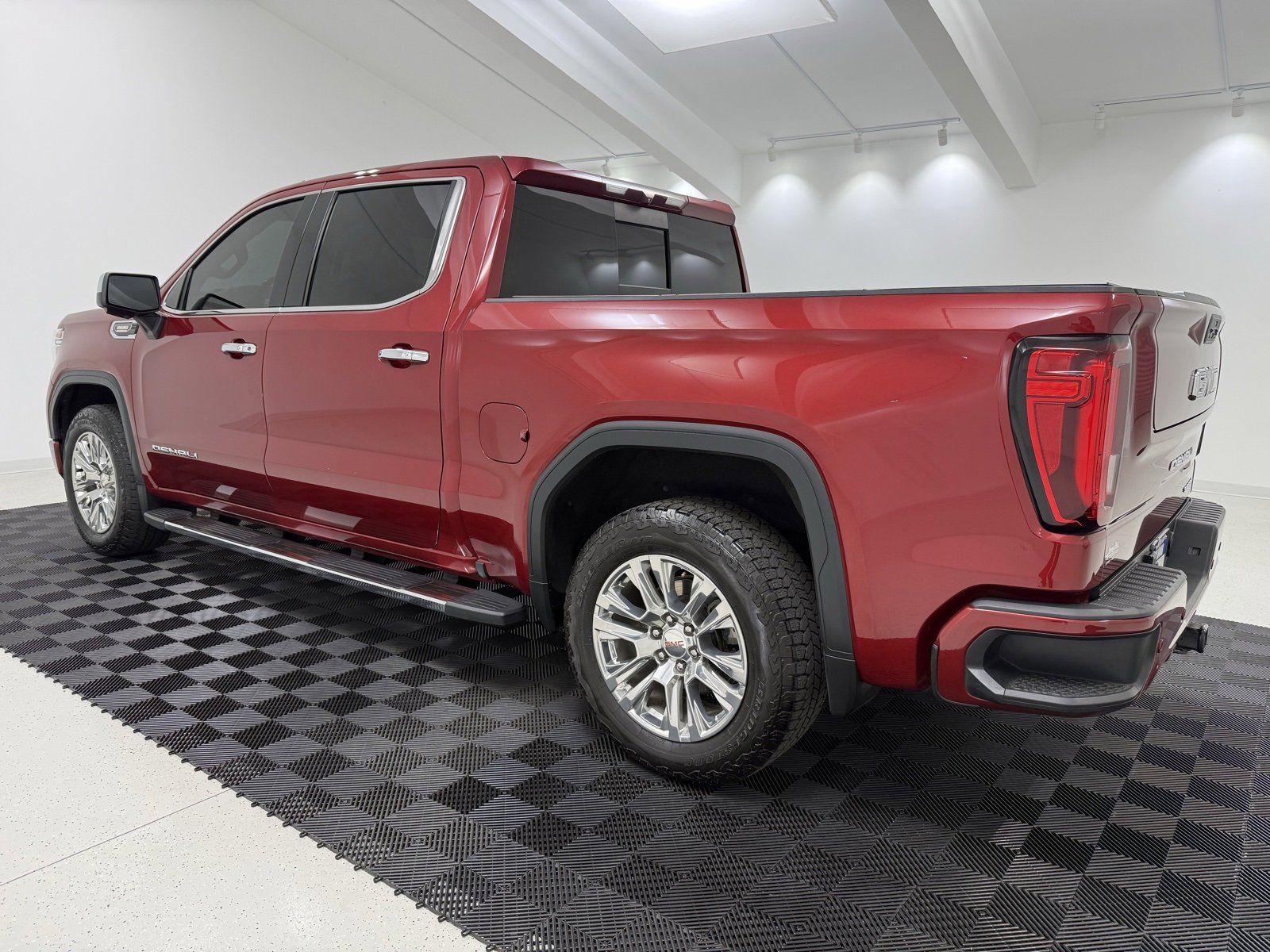 Used 2020 GMC Sierra 1500 Denali image 5