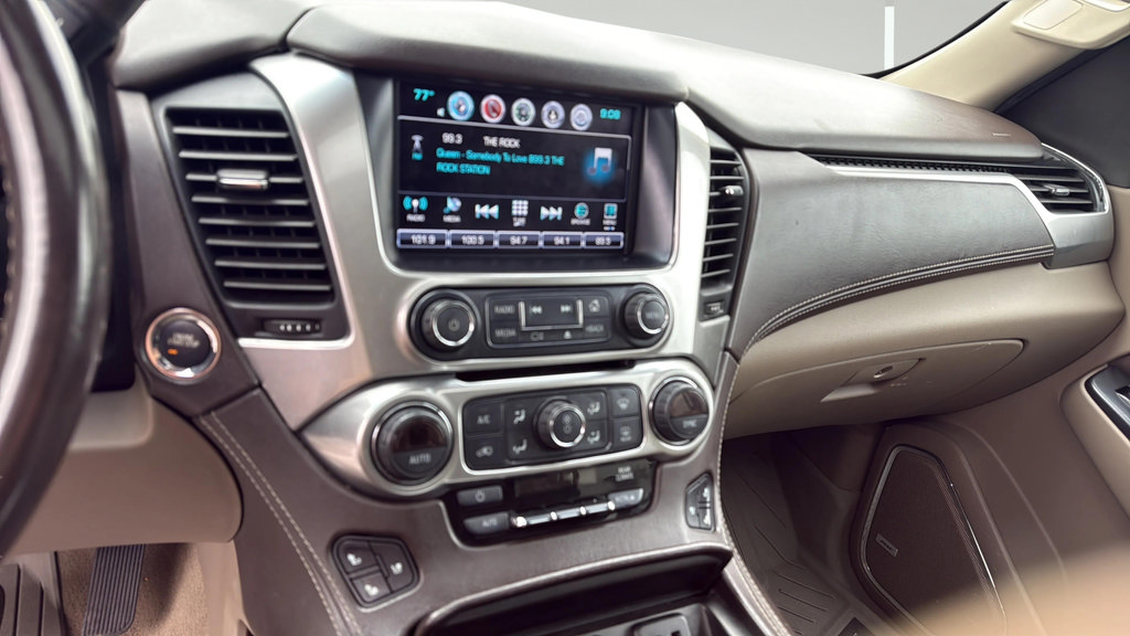 Used 2019 Chevrolet Suburban Premier AWD/4WD image 35