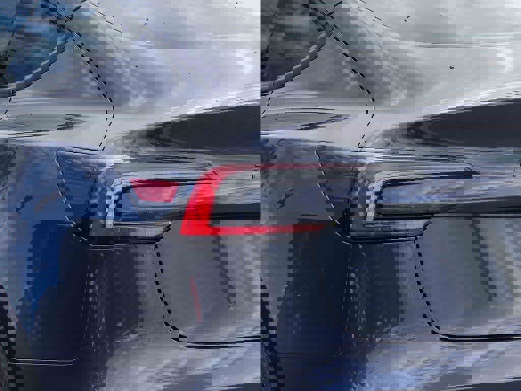 Used 2024 Tesla Model 3 Standard Range image 7