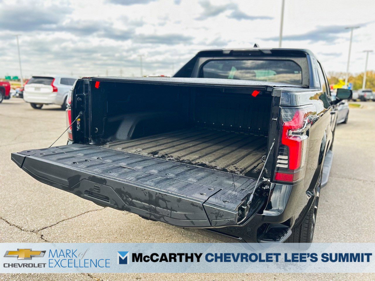 New 2024 Chevrolet Silverado EV RST image 10