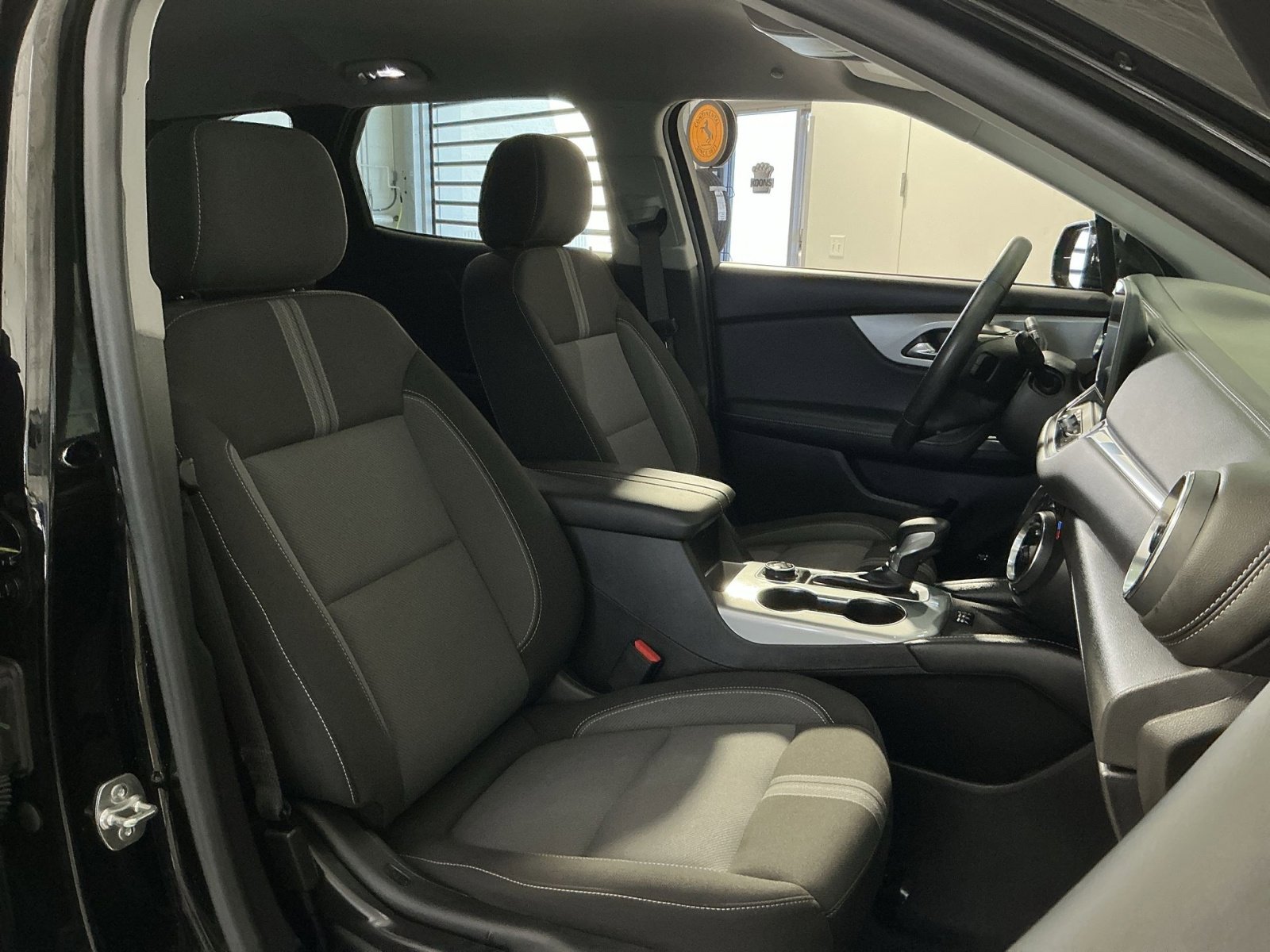 Used 2024 Chevrolet Blazer LT w/ Convenience Package image 32