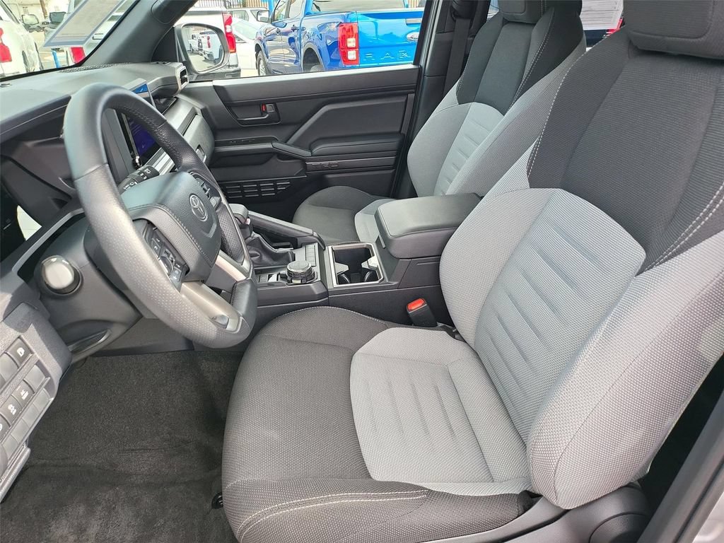 Used 2025 Toyota 4Runner TRD Sport AWD/4WD image 11