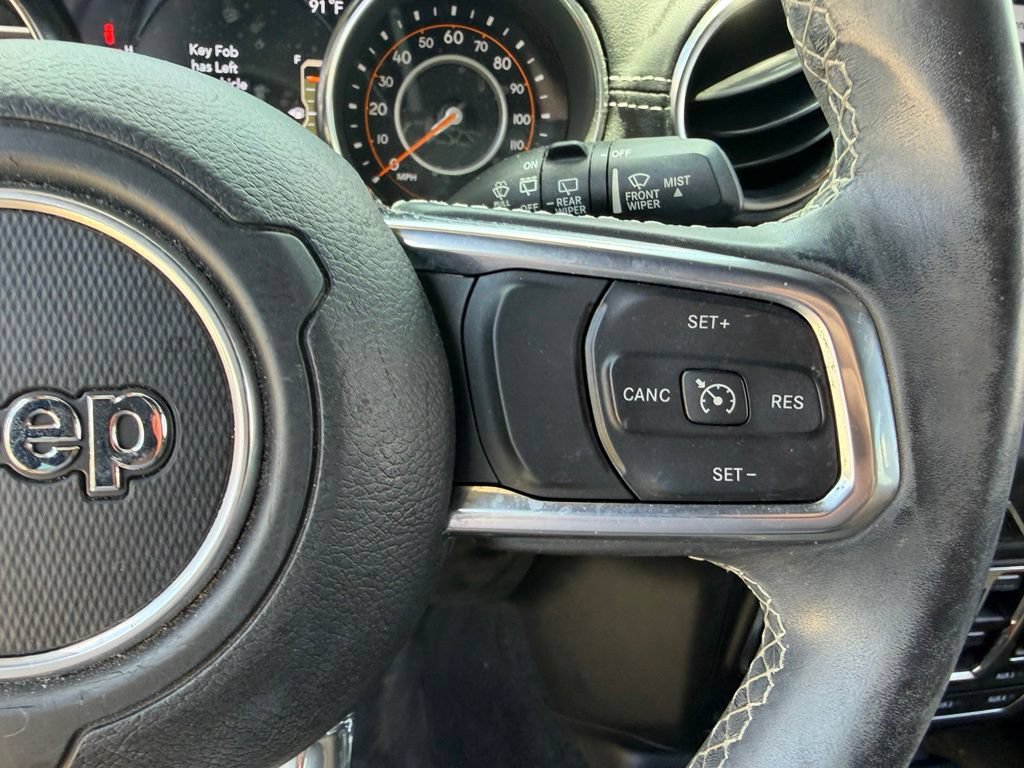 Used 2020 Jeep Wrangler Unlimited Sahara AWD/4WD image 27