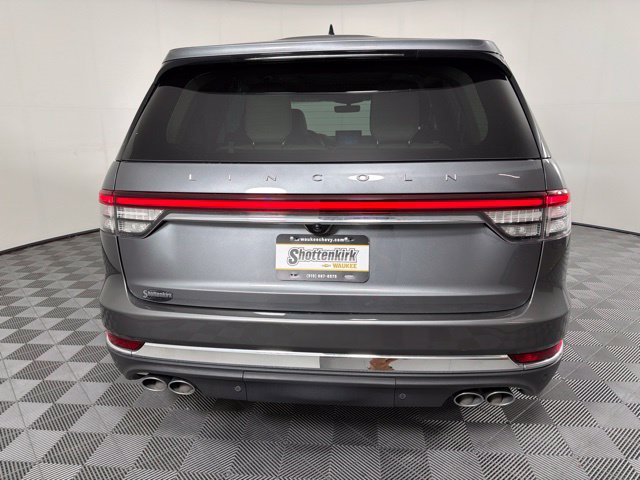Used 2023 Lincoln Aviator Reserve w/ Equipment Group 201A AWD/4WD image 7