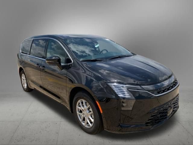 New 2027 Chrysler Pacifica Select FWD image 1