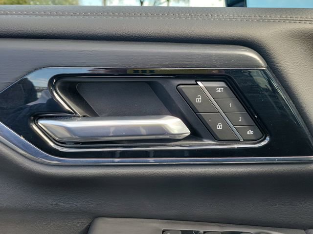 Certified 2025 GMC Yukon XL Denali image 27