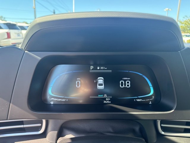 Certified 2025 Hyundai Elantra SE image 28