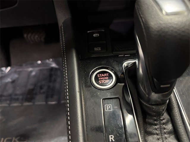 Used 2021 Nissan Kicks SV image 20