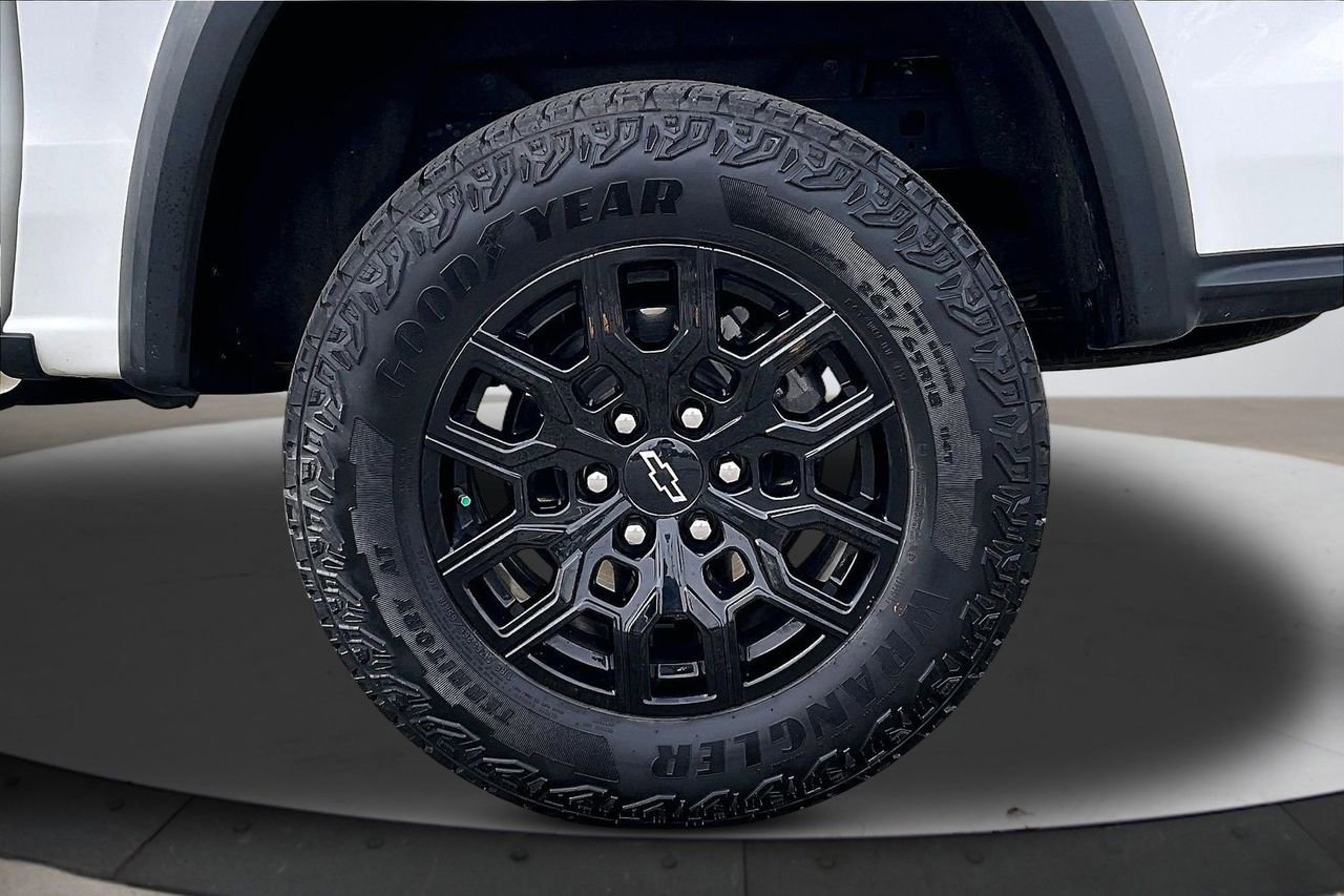 Used 2024 Chevrolet Colorado Trail Boss w/ Advanced Trailering Package image 36