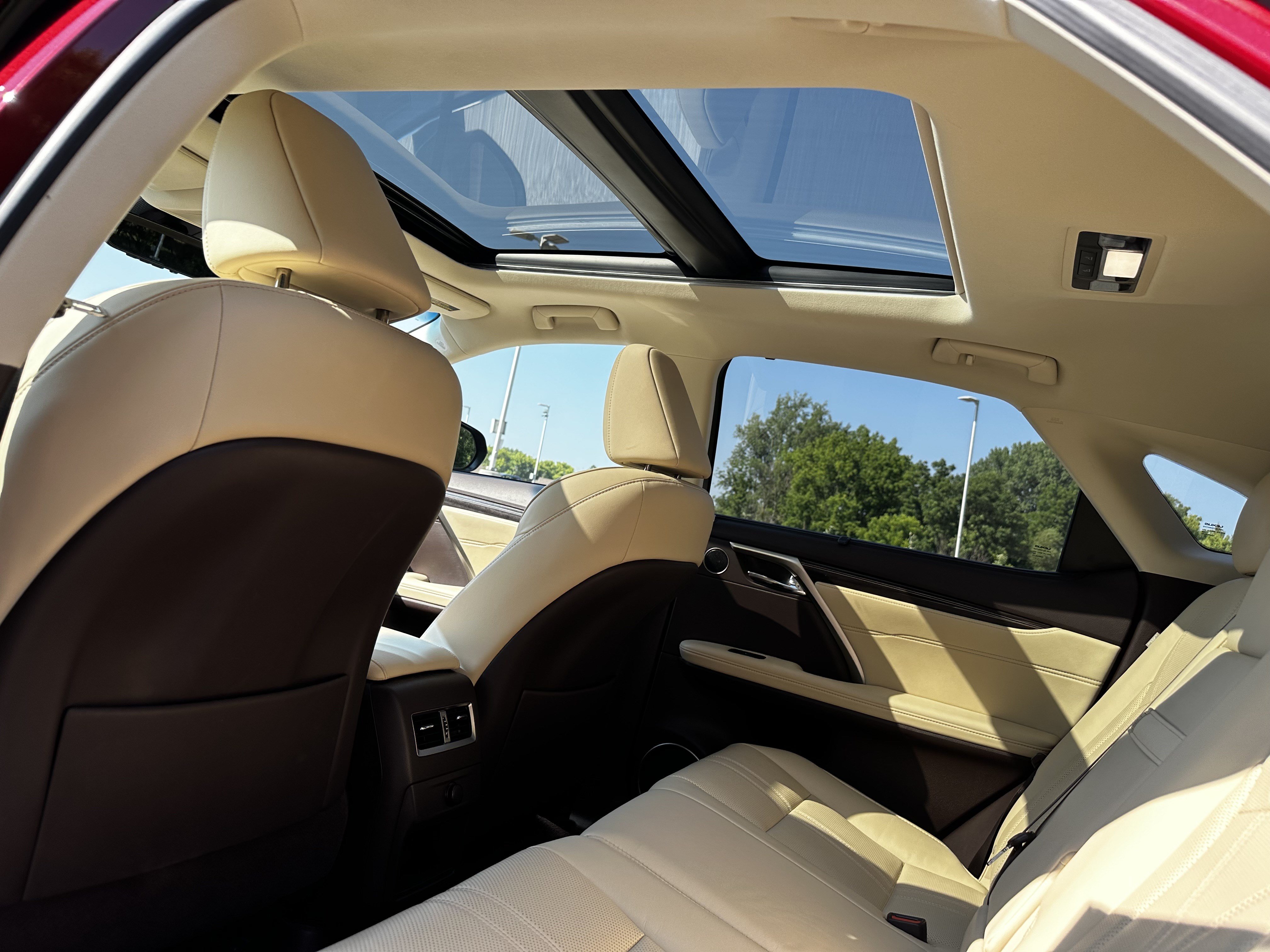Used 2019 Lexus RX 450h AWD w/ Luxury Package image 24