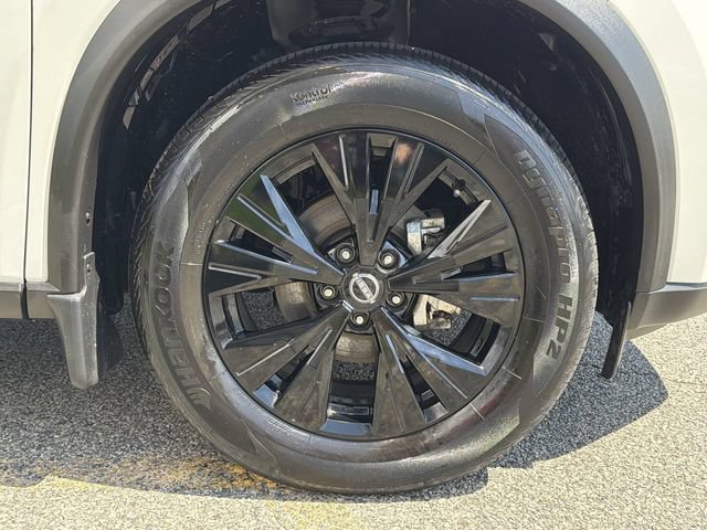 Certified 2023 Nissan Rogue SV w/ SV Premium B Package AWD/4WD image 13