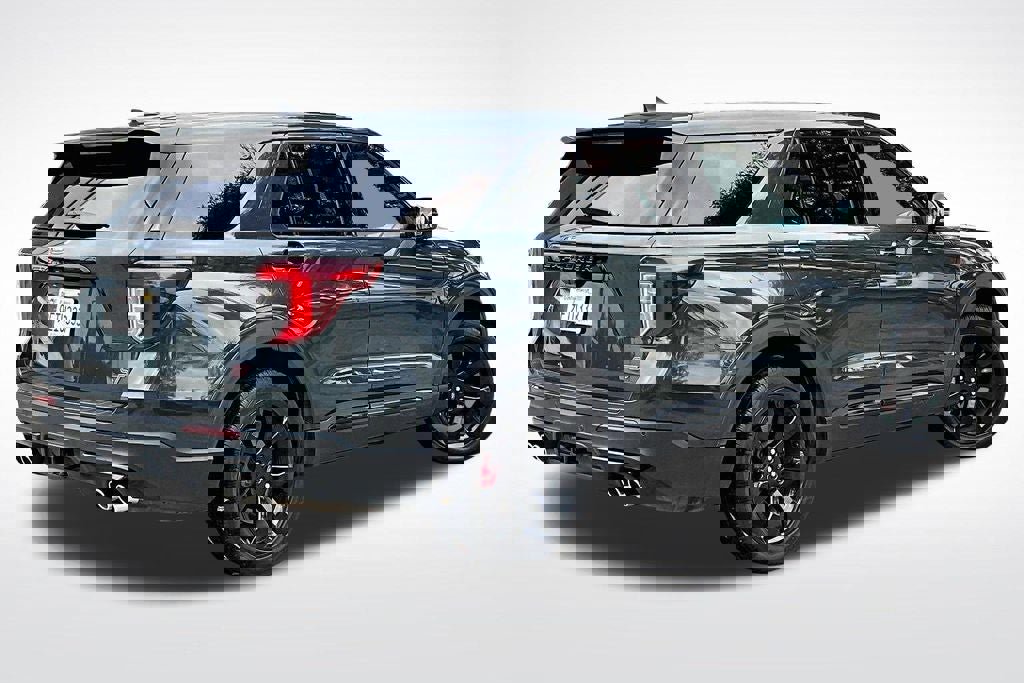 Used 2022 Ford Explorer ST w/ Equipment Group 401A image 10