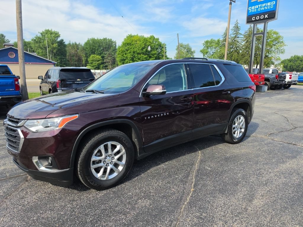 Used 2018 Chevrolet Traverse LT FWD image 3