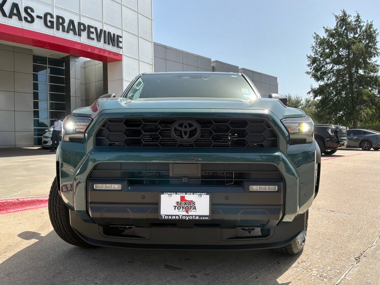 Used 2025 Toyota 4Runner TRD Off-Road Premium w/ Tow Technology Package AWD/4WD image 3