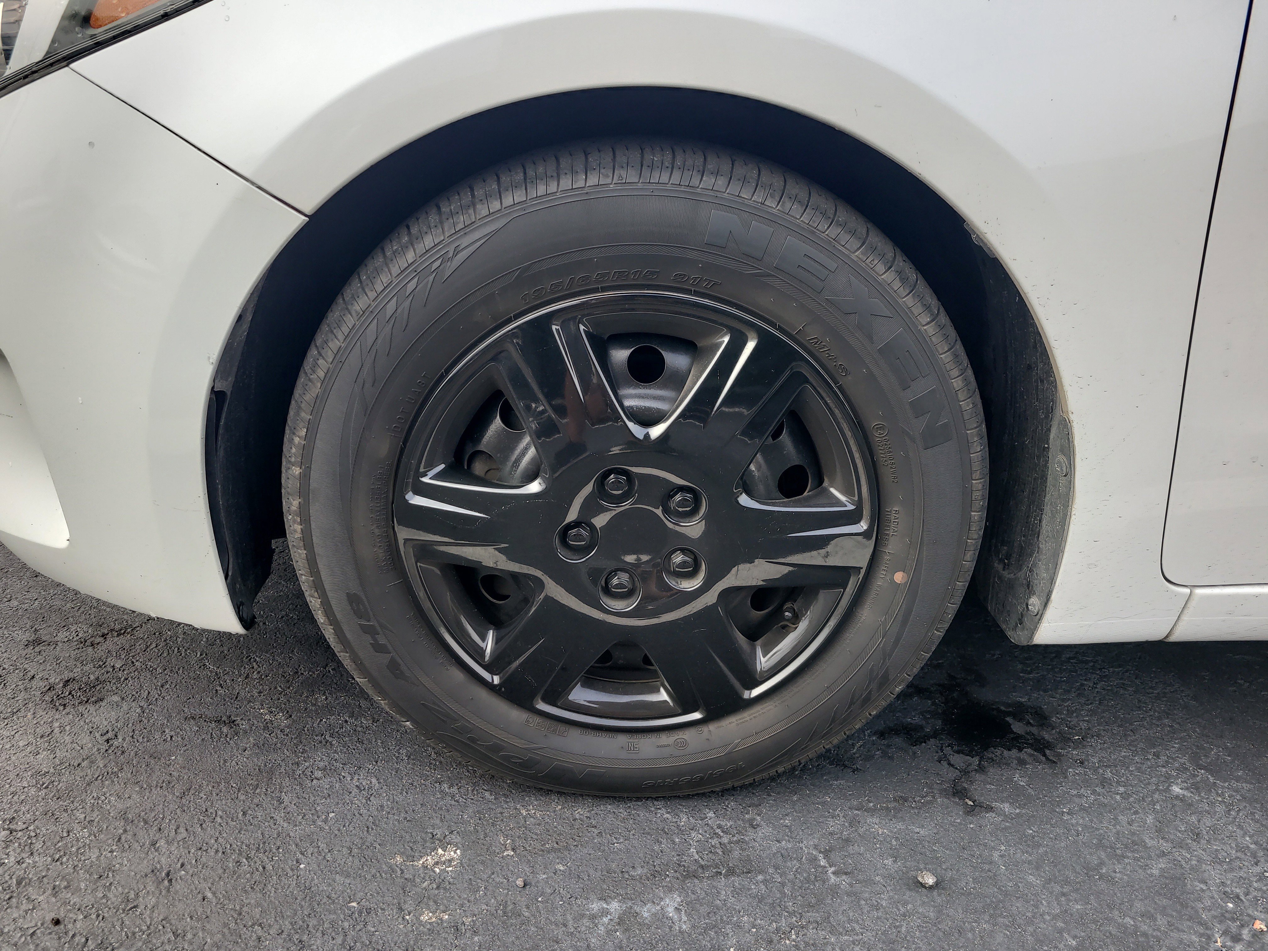 Used 2017 Kia Forte LX w/ LX Popular Package image 9