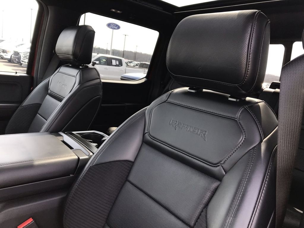 Used 2023 Ford F150 Raptor w/ Raptor Carbon Fiber Package AWD/4WD image 11