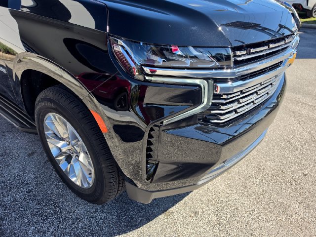 Used 2023 Chevrolet Tahoe Premier RWD image 9