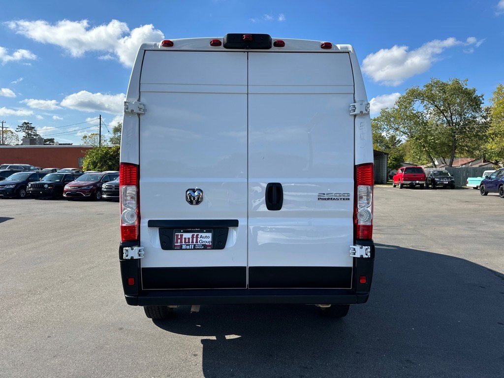 Used 2023 RAM ProMaster 2500 image 7