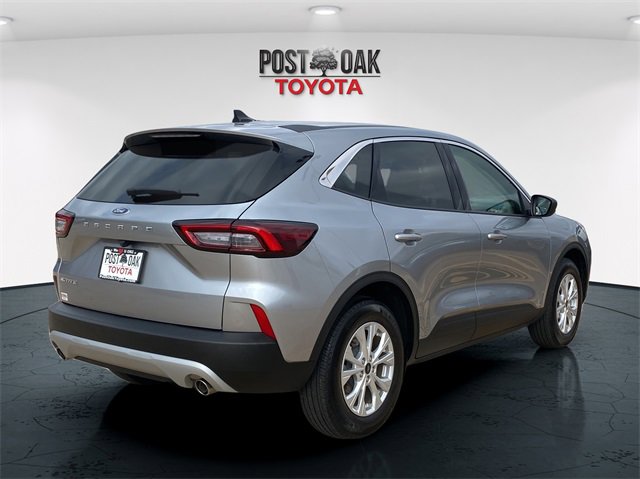 Used 2024 Ford Escape Active image 2