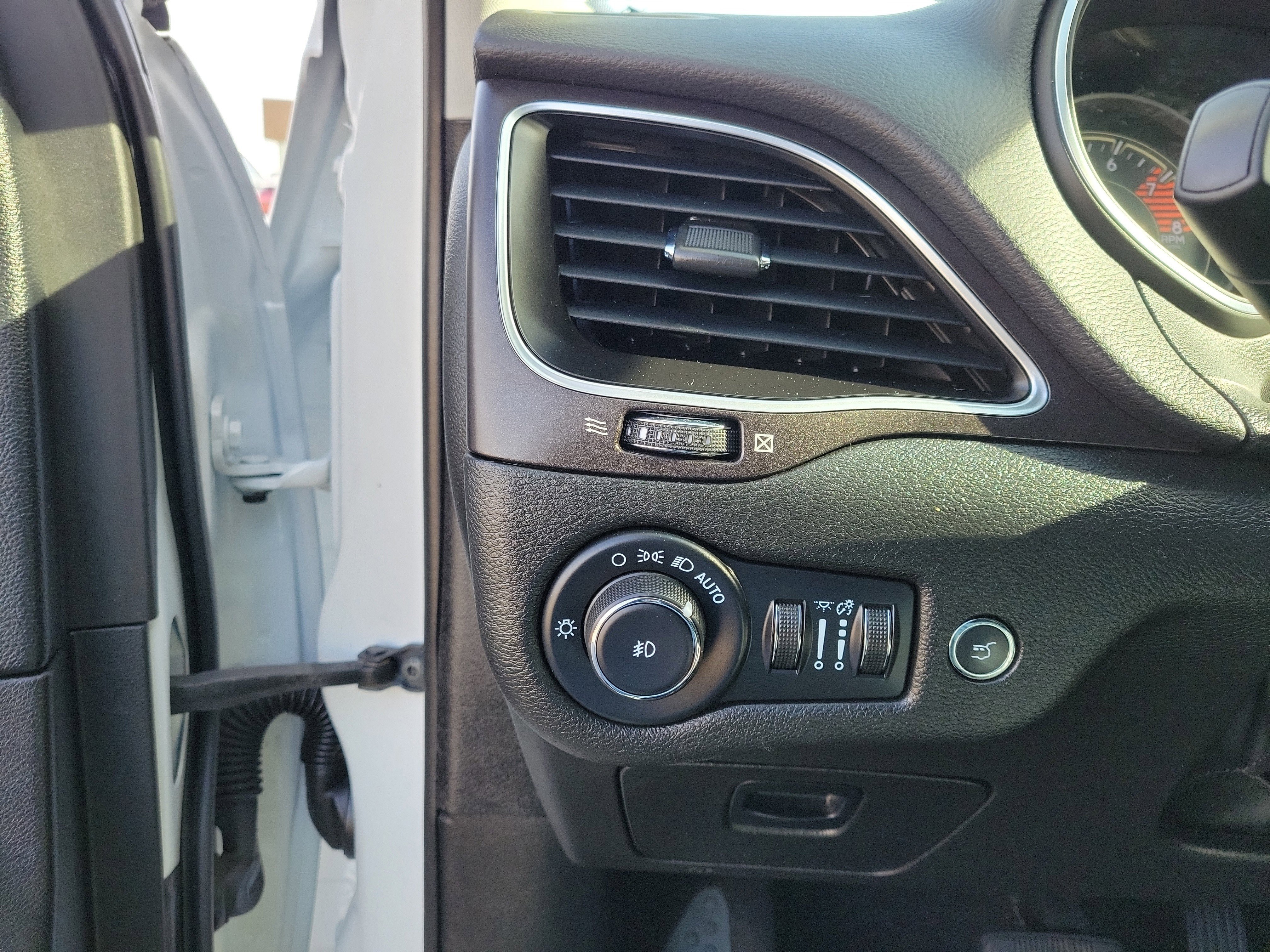 Used 2022 Jeep Cherokee Trailhawk w/ Sun, Sound & Nav Group image 20